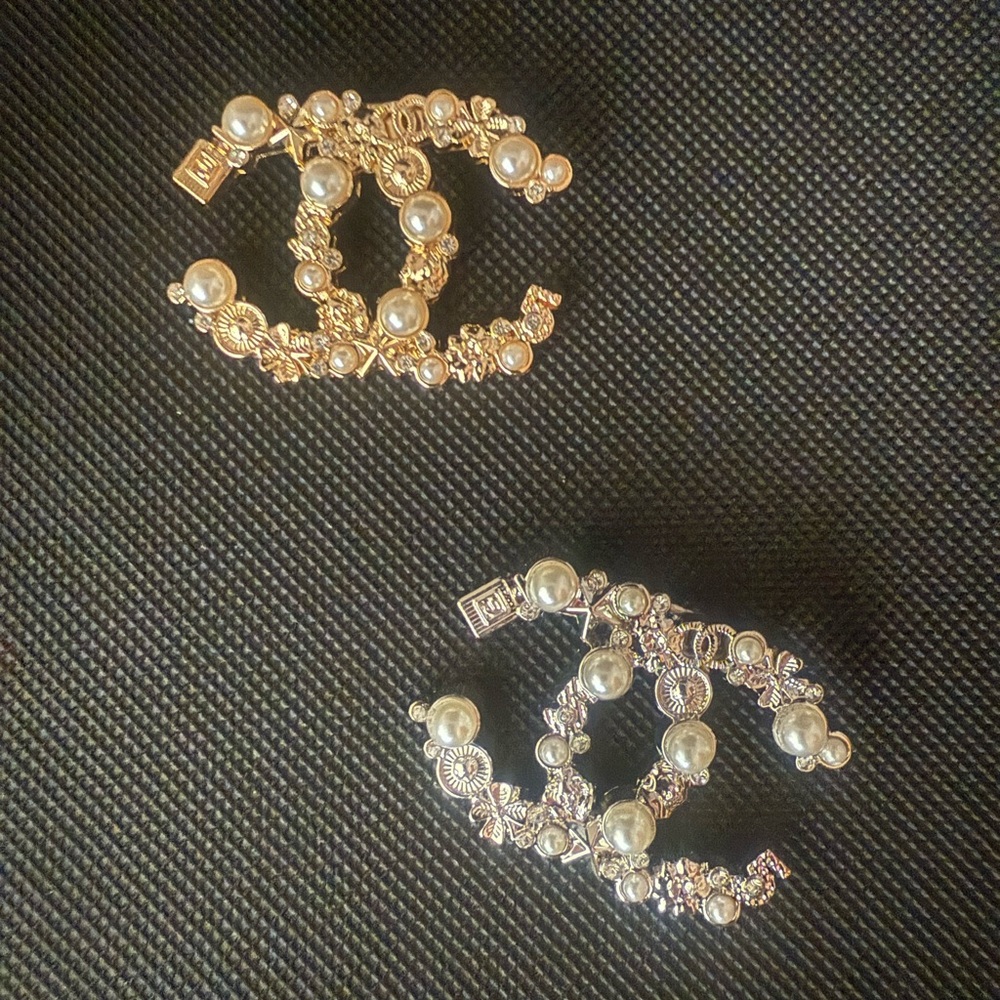 Beautiful Brooch NWOT 💎 - Picture 7 of 9